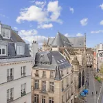 Pompidou & Hotel De Ville - Cityapartmentstay